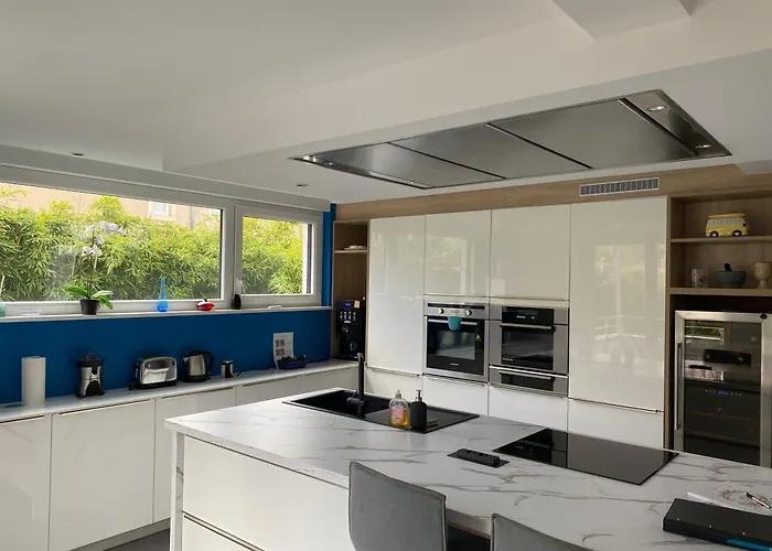 Villa Exclusive 10 Pers, Garages, 10 Min De La Cathedrale